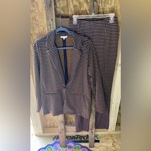 💥GB (Gianni Bini) Blazer & Pant Suit Set💥 NWOT
